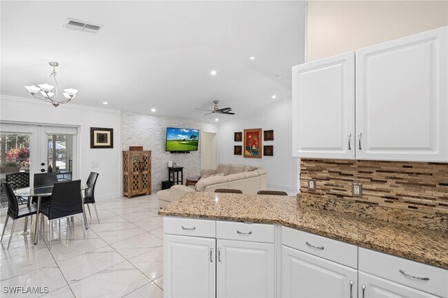 Foto del edificio - 641 22nd Ave NW