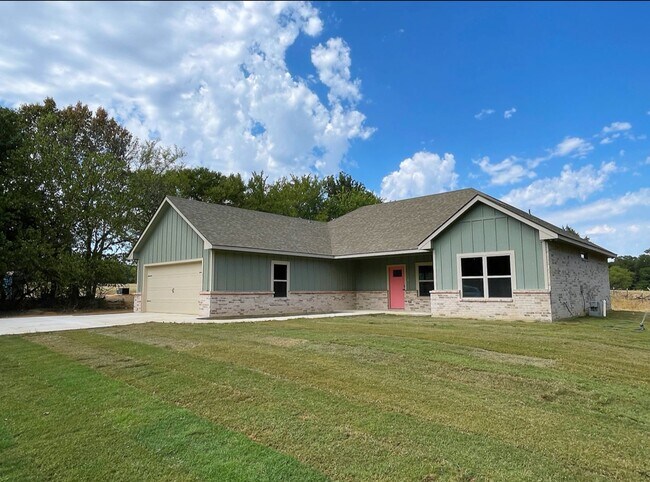 Foto del edificio - Private 2-Acre Retreat | Custom Home | Gat...