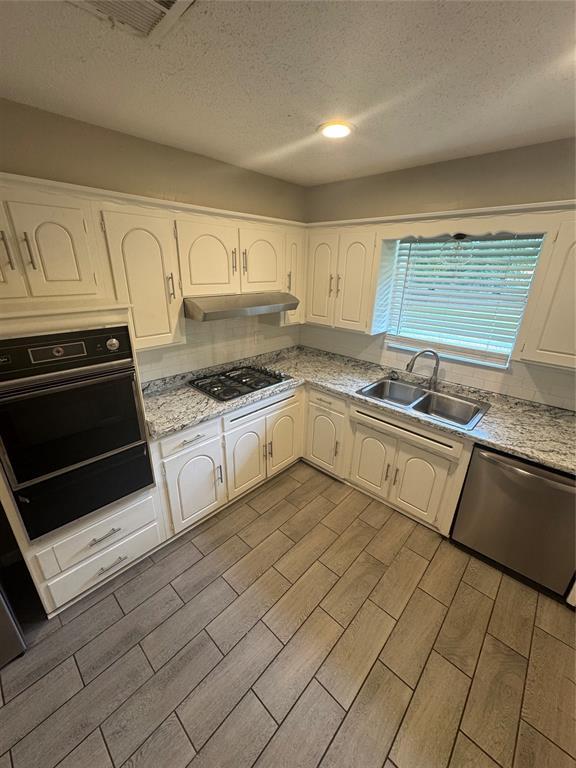 Foto del edificio - 136 Ridgecrest Rd