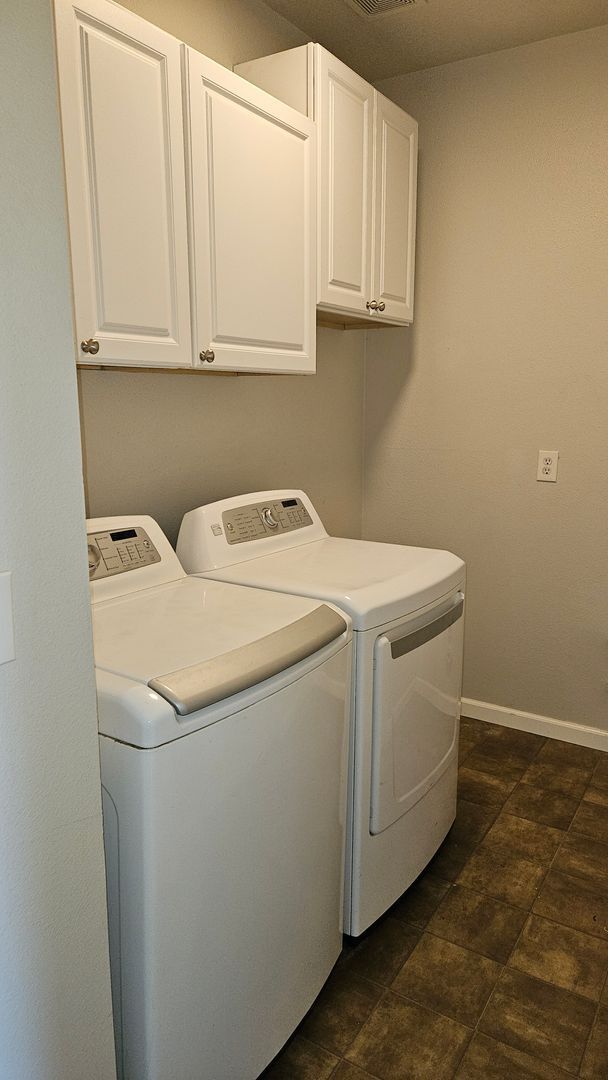 Building Photo - Kingsburg House for Rent