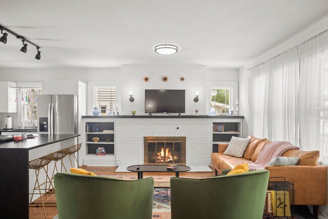 Foto del edificio - 640 48th St