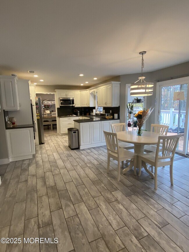 Foto del edificio - 11 Walnut Ct