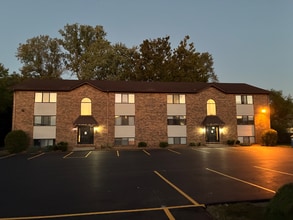 Building Photo - 223 Anderson Ln