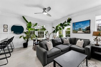 Building Photo - 1559 Michigan Ave