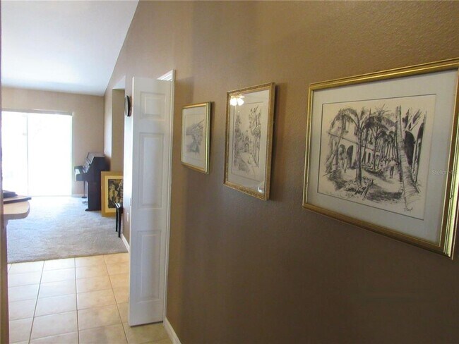 Building Photo - 310 White Ibis Ln