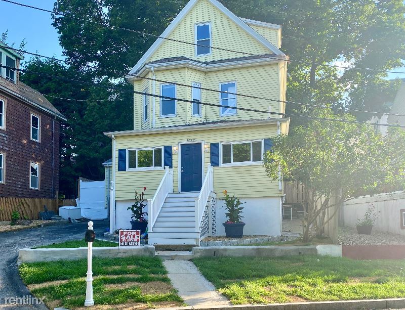 Primary Photo - 4 br, 2 bath House - 63 E Albion St