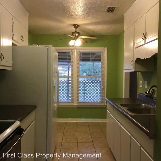 Building Photo - 6446 Rannock Dr