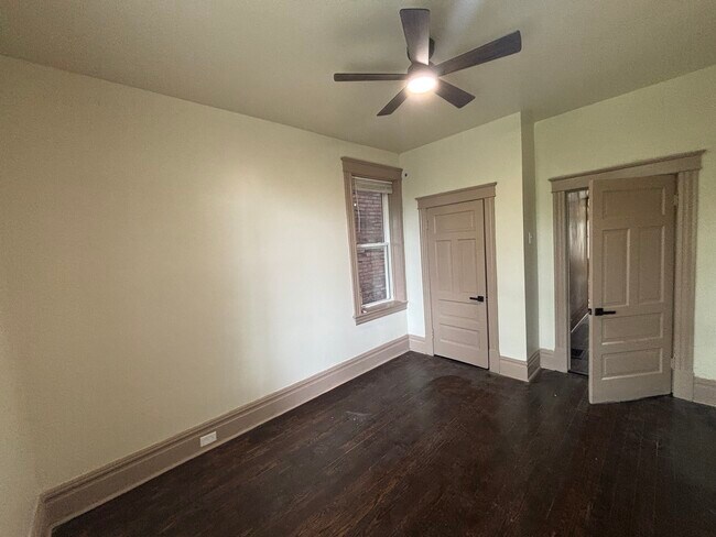 Foto del edificio - 3667 Blaine Ave