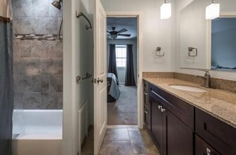 Building Photo - 249 Holly Dr