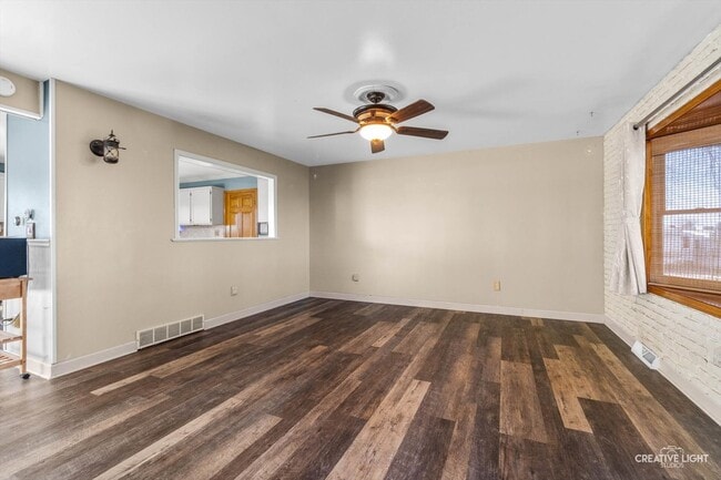 Building Photo - 47W210 US-30