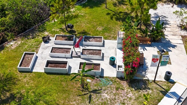 Jardín comunitario - New Life Village