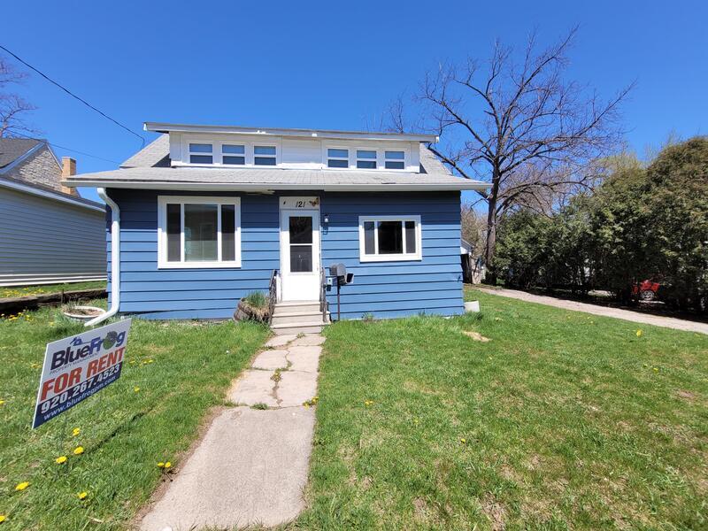 Primary Photo - 121 Superior St