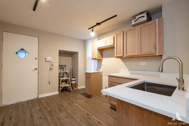 Foto del edificio - 6948 S Woodlawn Ave