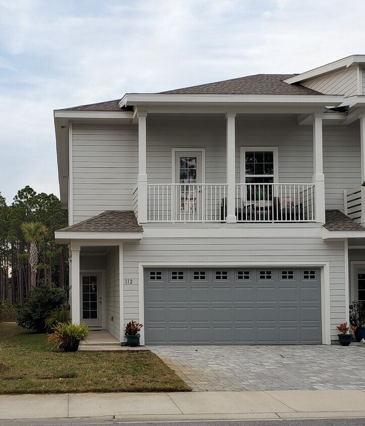 Foto principal - 112 Kara Lake Dr