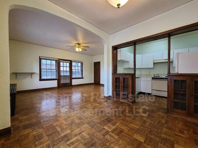 Foto del edificio - 963 Logan St
