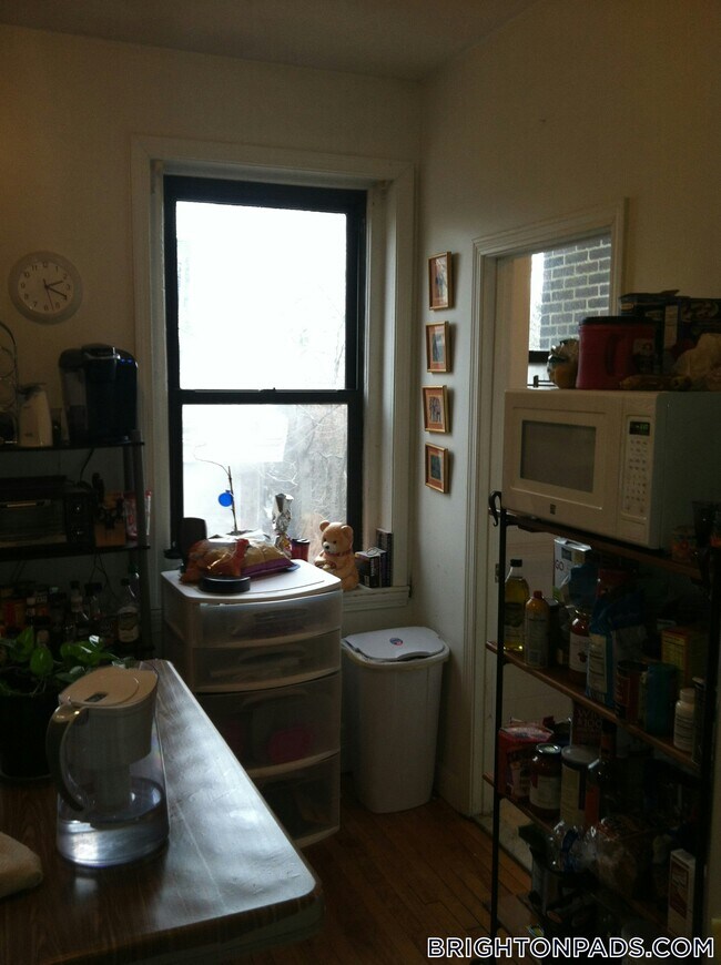 Building Photo - 11 Cummings Rd