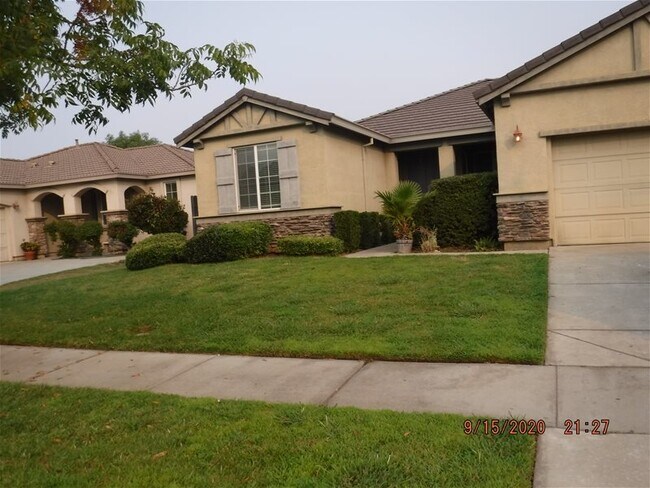 Building Photo - 1735 Cattail Dr