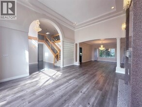 Building Photo - 43XX Pendlebury Rd