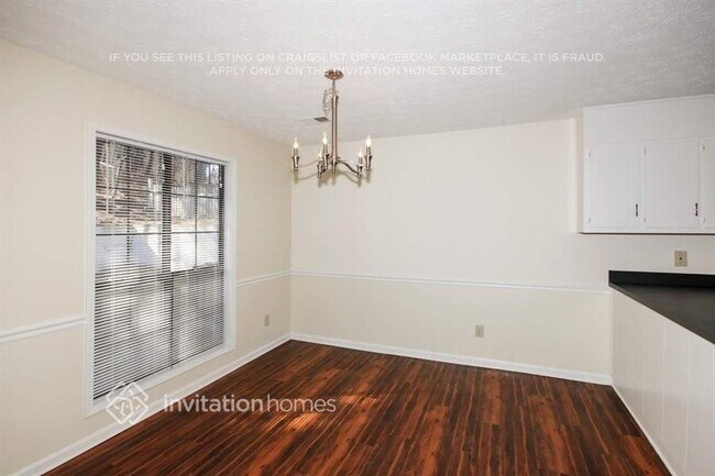 Foto del edificio - 3074 Wildflower Ln SW