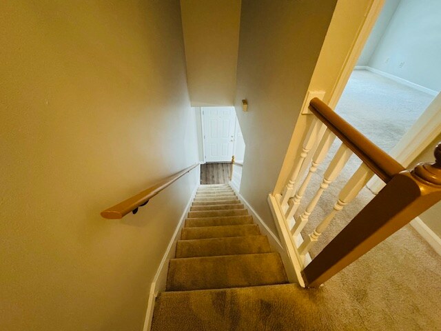 Foto del edificio - 326 Leafmore Rd SW