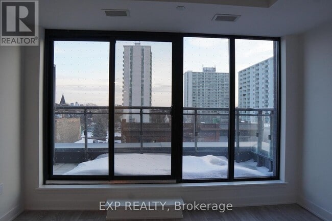 Photo du bâtiment - 758 Dovercourt Rd