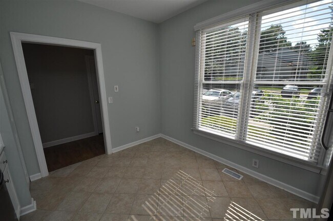 Building Photo - 114 Windward Ct