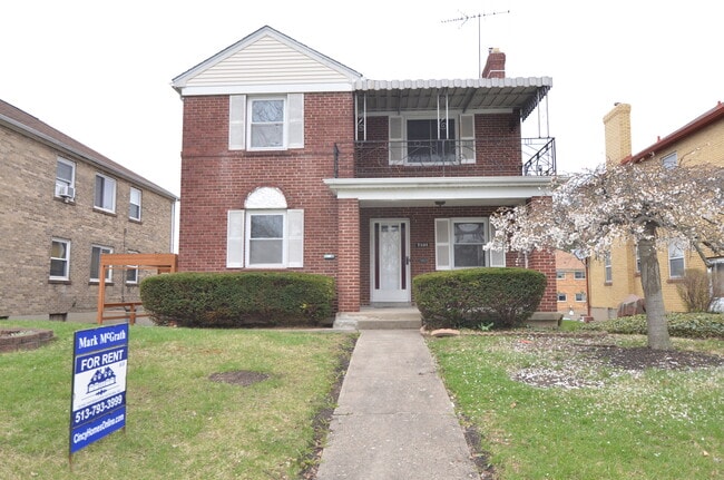Building Photo - 7233 Brookcrest Dr