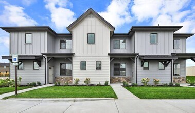 Building Photo - 4095 S Lone Pne Wy