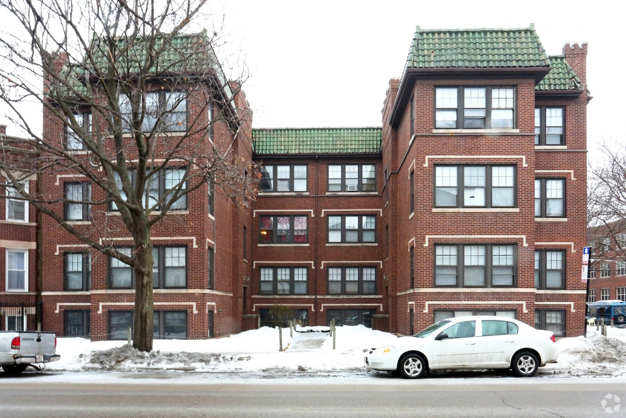Building Photo - 4501 N Kimball Ave