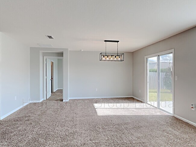 Foto del edificio - 2209 Pebble Point Dr