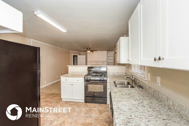 Foto del edificio - 1354 Pendley Dr