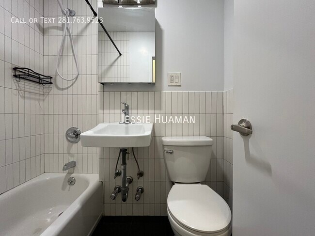 Foto del edificio - 347 E 76th St
