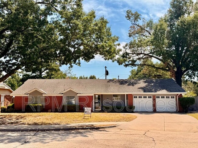 Photo - 4120 NW 44th St House