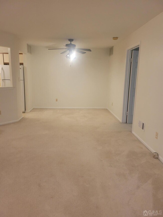 Foto del edificio - 1106 Stoneridge Cir