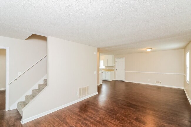 Building Photo - 4711 Pebble Ct