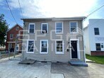 Foto principal - 572 S Main St