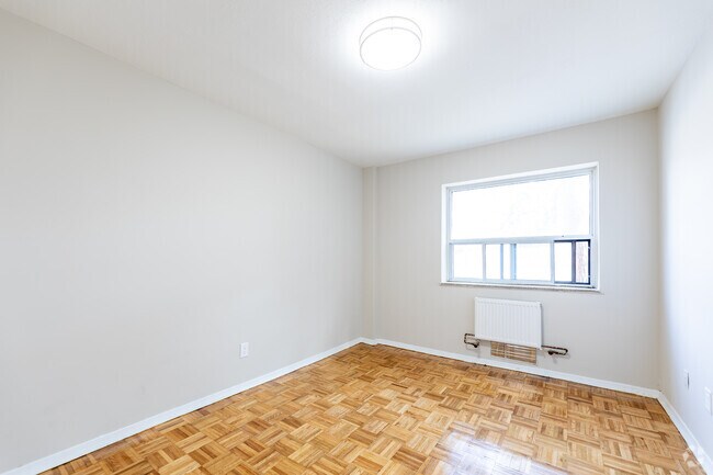 2 chambres, 1 salle de bain - Chambre principale - Parkridge Apartments