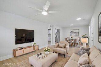 Interior Photo - Chateau
