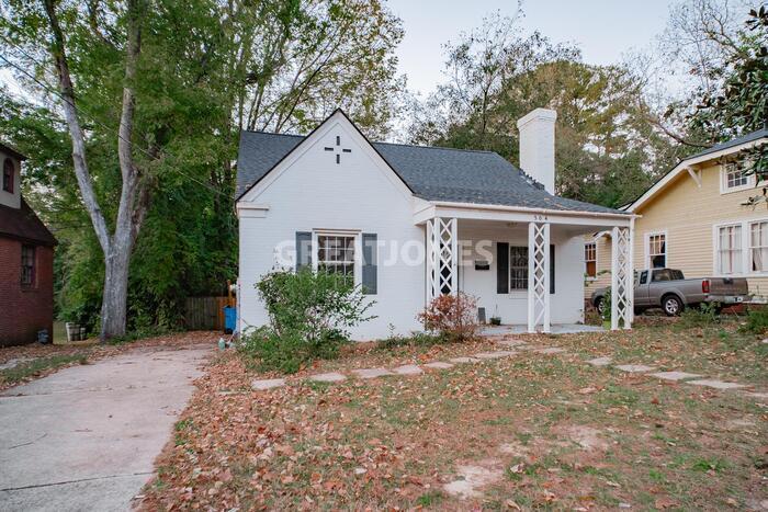 Primary Photo - 304 Raleigh Rd Pkwy W