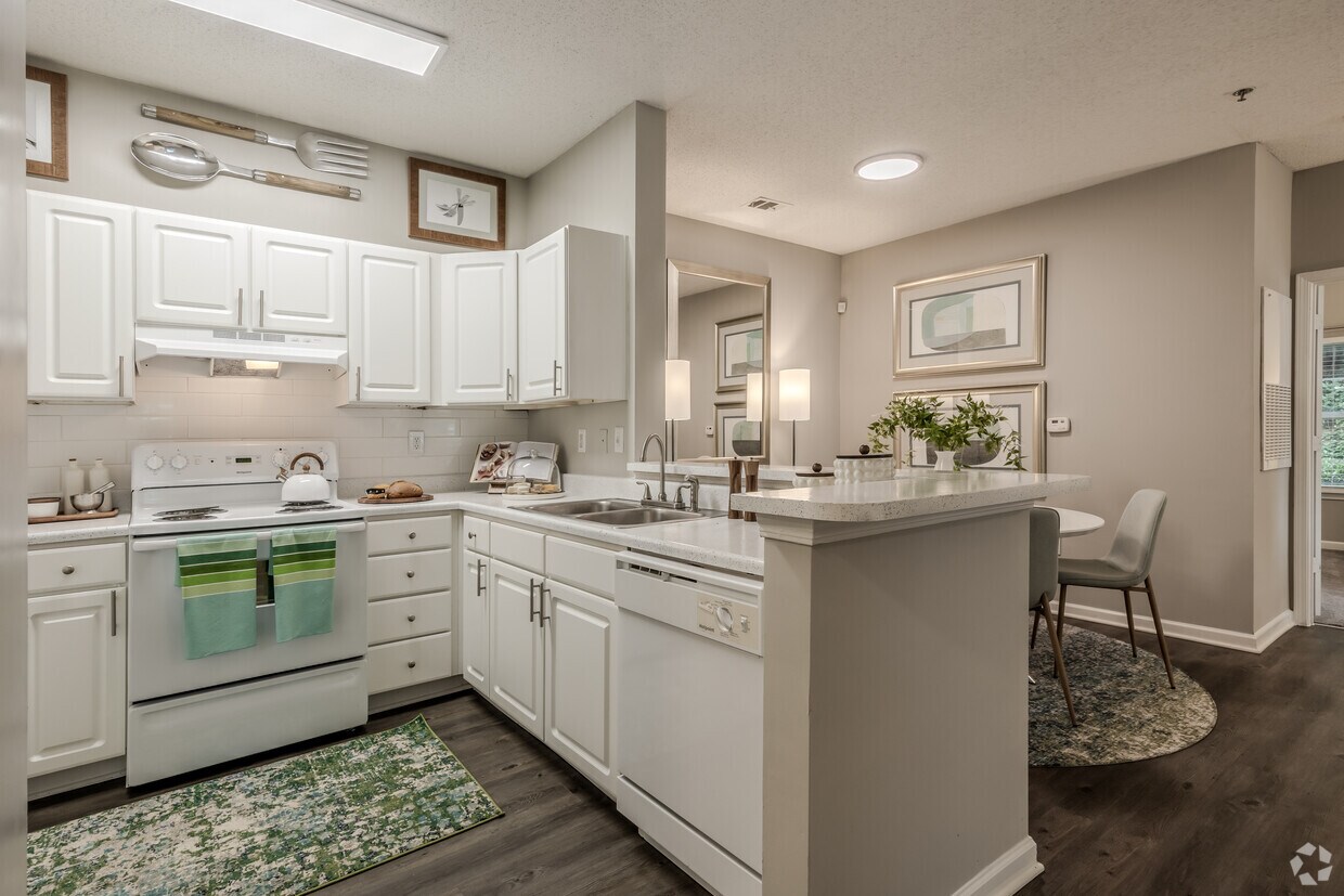 Foto principal - Brookside Park Apartments