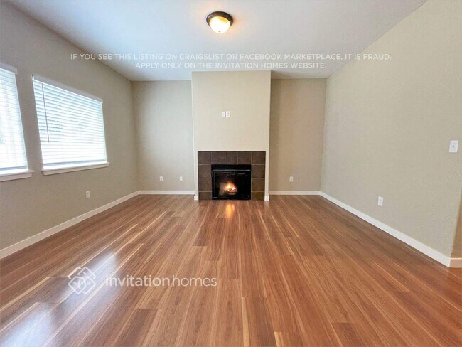 Building Photo - 19426 90 Ave Ct E