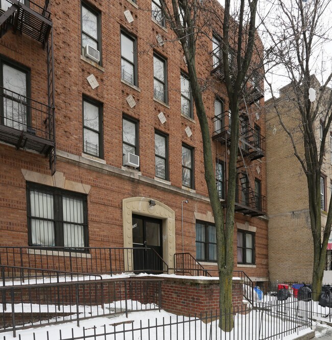 Building Photo - 1536 Saint Johns Pl