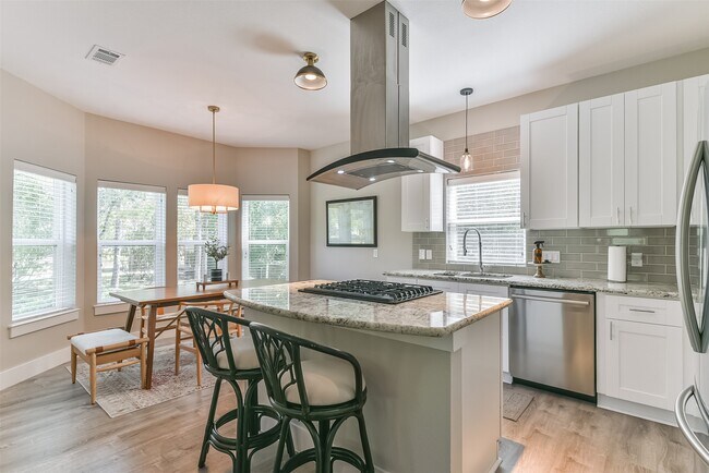 Foto del edificio - 1799 E Winn Ave