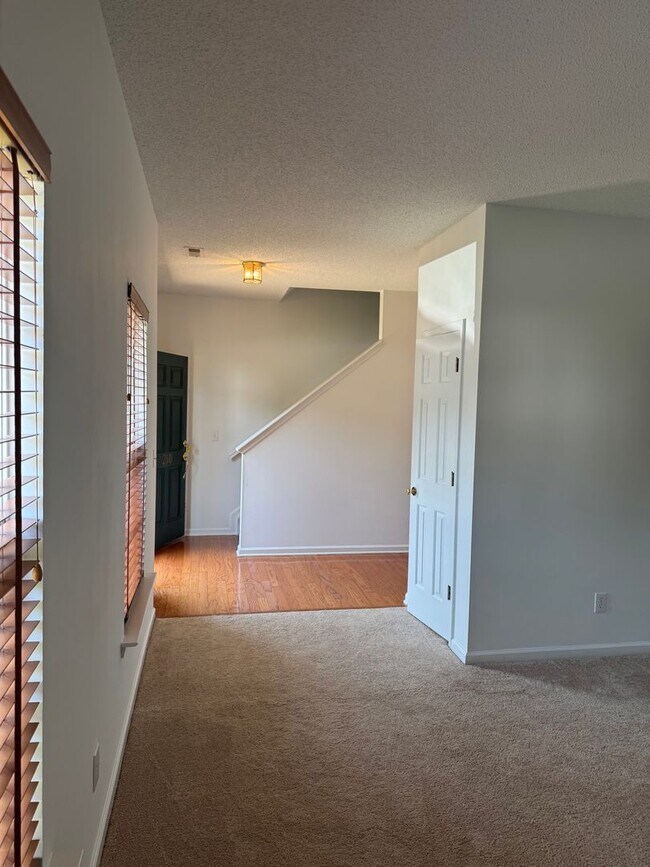 Foto del edificio - Wonderful 4 bedroom Home in Orchard Farms