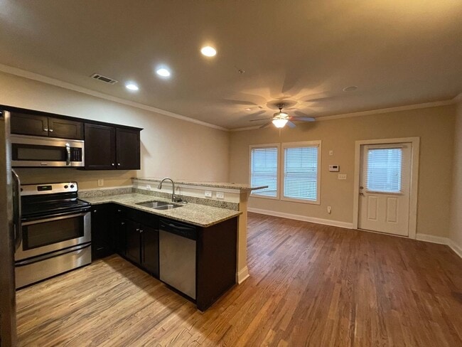 Building Photo - PRE-LEASING FOR AUGUST 2025!