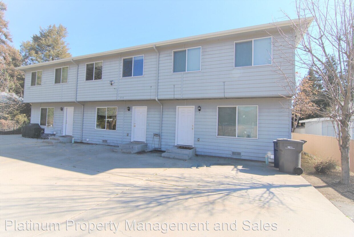 Primary Photo - 1016 Millerdale Ave