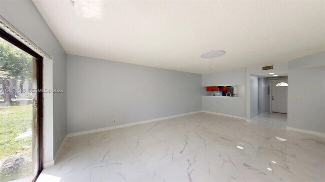 Building Photo - 3501 NW 114th Ln