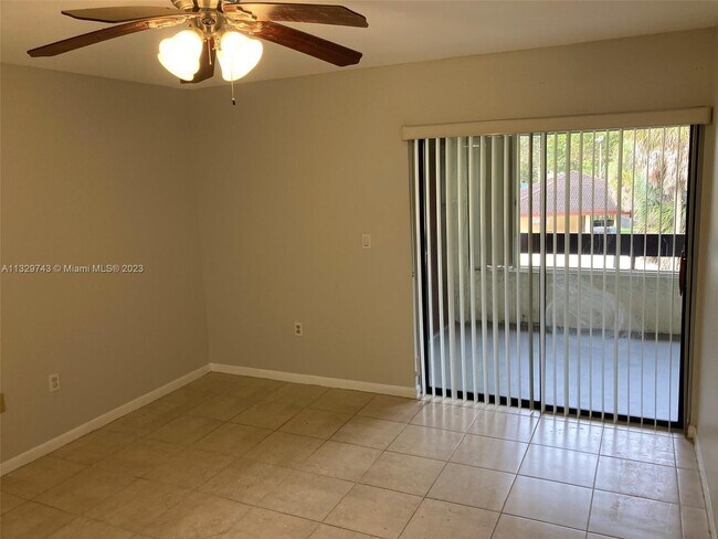 Building Photo - 9010 SW 125th Ave
