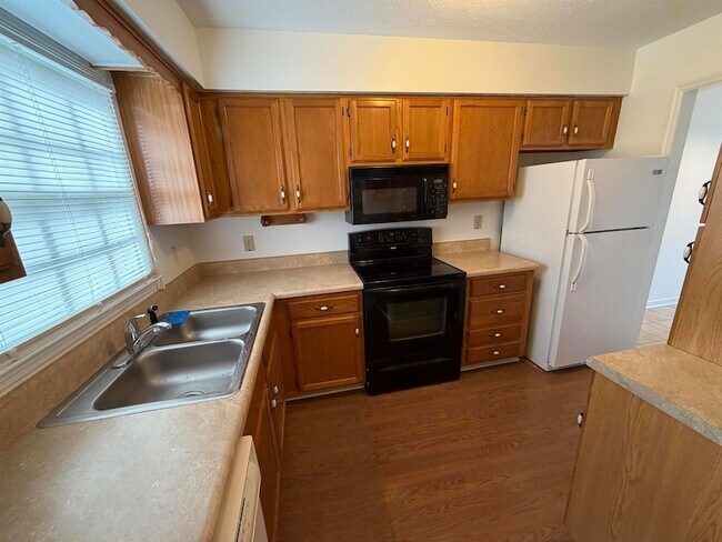 Foto del edificio - 830 44th Ave N