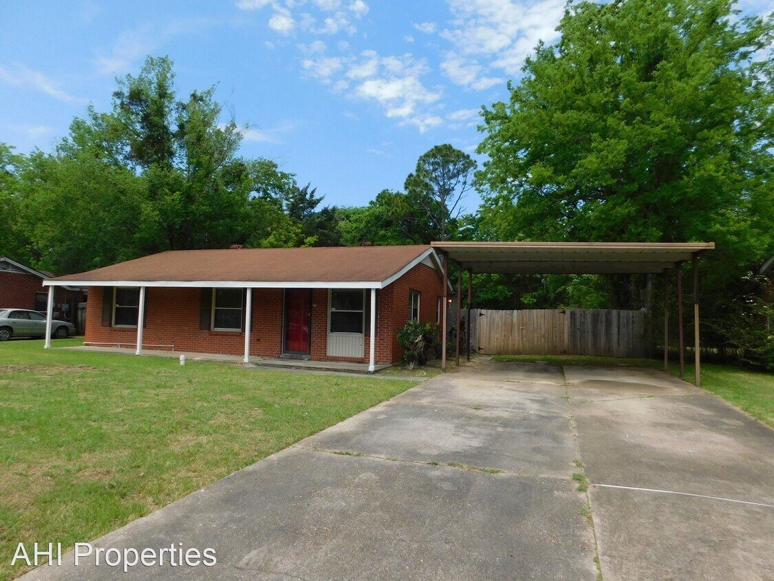 Primary Photo - 3 br, 1 bath House - 3222 Elsberry Road